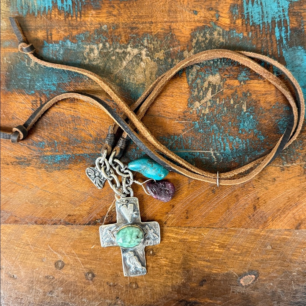 Jes MaHarry “Life Is To Love” necklace. New in box. JM gift included:) - Picture 11 of 11